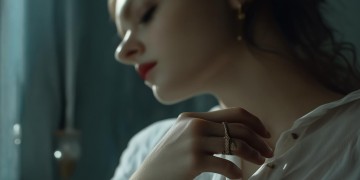 女友劈腿迹象是什么？