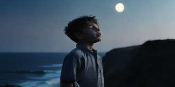 男孩唱的那首不后悔是什么歌？