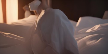 男友衬衫配什么内裤好？