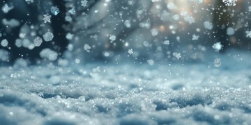 看那雪花飘洒下来是什么歌？