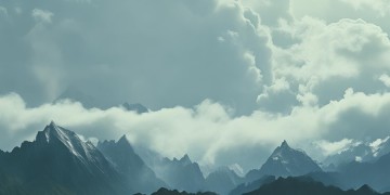 同样的云同样的山是什么歌的旋律在回响？