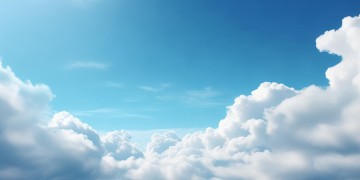 白云伴蓝天究竟是哪一首歌？