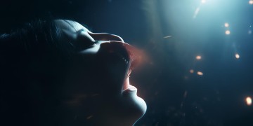 喉咙嘶哑时，女生唱哪些歌反而更有韵味？