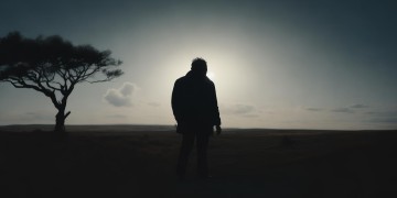 男人总想哭一个人太孤独，这究竟是哪首歌在诉说心声？