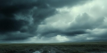 风雨厉程在东方是什么歌？
